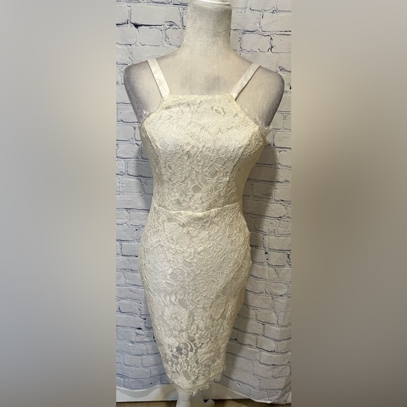 Lulu’s Wishful Wanderings white lace dress, satin ribbon tie - Women’s size S - Picture 2 of 8